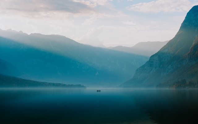Jezero Bohinj u Sloveniji